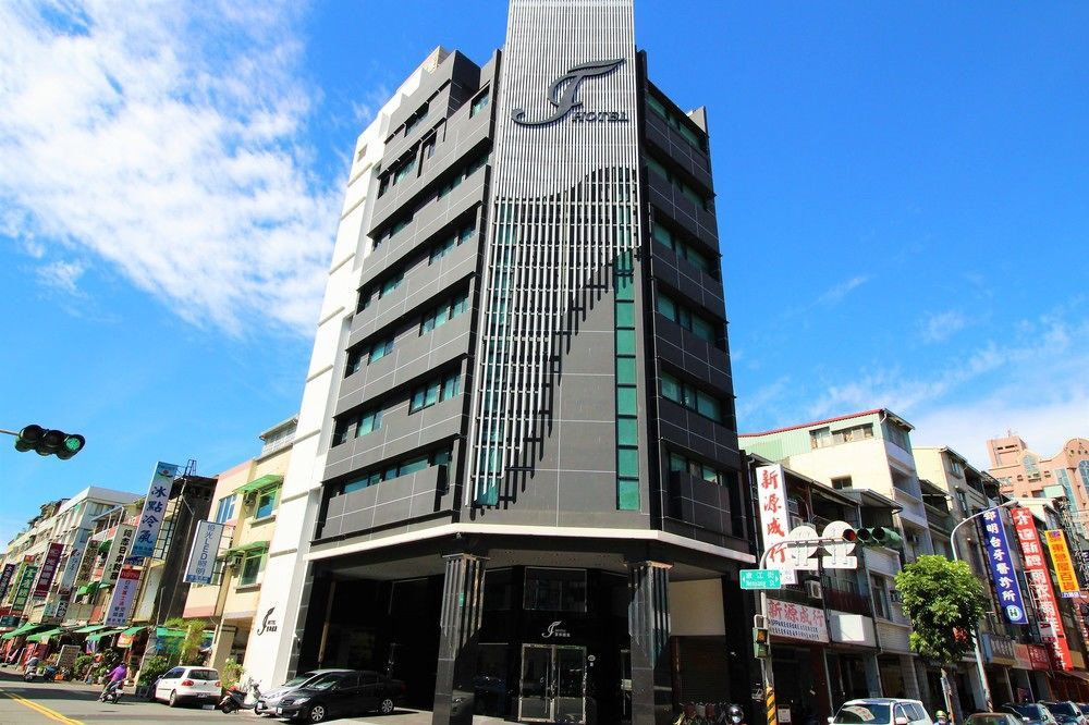 J-Hotel Kaohsiung Eksteriør billede